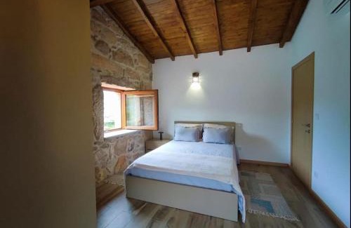 Moncao House | Casa doNegrinho com Piscina e Bungalow sem Piscina
