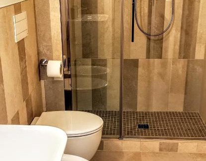 Quartiere Dismano House | Discover Casa Dora: Pet-Friendly Retreat with Top Reviews