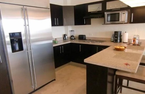 El Medano Ejidal Condo | Unforgettable Stay at Casa Dorada in Cabo San Lucas