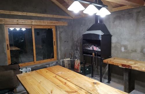 Lasaosa House | Pet-Friendly Casa Dorondón: 4-Star Retreat with High Ratings