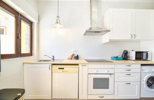 Albufeira Apartment | Pet-Friendly Retreat at Casa dos Avós – Rated 8.9/10