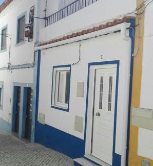 Alcacer do Sal House | Family-Friendly Retreat at Casa dos Avós - Rated 8.8/10