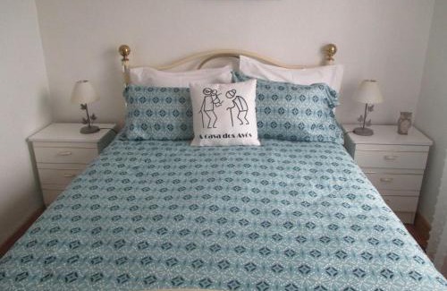 Canas de Senhorim House | Cozy Casa dos Avós: Pet-Friendly Stay with Pool & Kids' Play