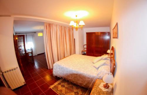 Paradamonte Apartment | Pet-Friendly Retreat: Casa Dos Cabecinhos Rated 8.8/10