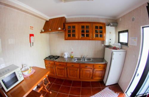 Paradamonte Apartment | Pet-Friendly Retreat: Casa Dos Cabecinhos Rated 8.8/10
