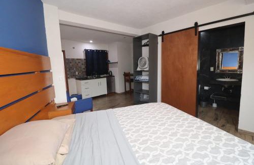 Zona Centro Apartment | Family-Friendly Stay at Casa Dos Fridas in Centro Guanajuato