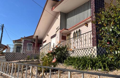 Anadia House | Pet-Friendly Casa dos Neto Santiago: Top-Rated Retreat!