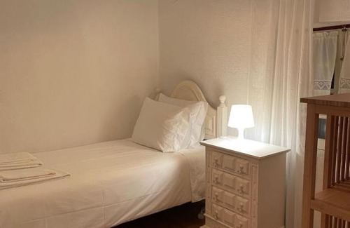 Paredes de Coura House | Family-Friendly Stay at Casa dos Pintos with 9.3/10 Rating