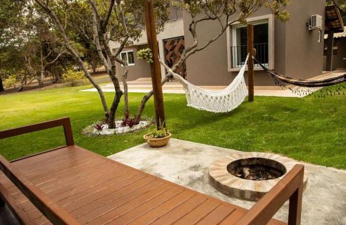 Pati Valley House | Dream House Getaway in Vale do Capão with Cozy Fireplace