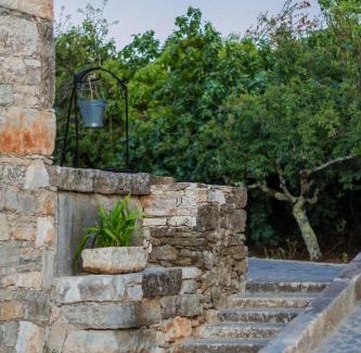Fatima House | Unforgettable Stay at Casa dos Tios - 4-Star Comfort Awaits