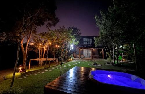 Palmeiras House | Top-Rated Family & Pet Friendly Stay at Casa.dovale