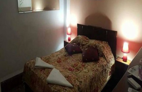 Cienfuegos House | Discover Casa Dr Claudio & Lliana: Family-Friendly Retreat
