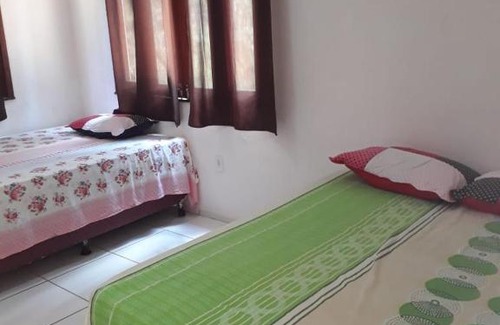 Northeast Region House | Pet-Friendly Casa Duplex Amarelo with Pool for Families