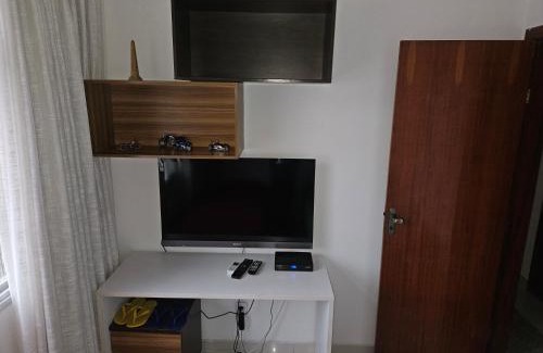 Fradinhos Bed & Breakfast | Cozy Casa Duplex: Top Rated with Kitchen & Breakfast