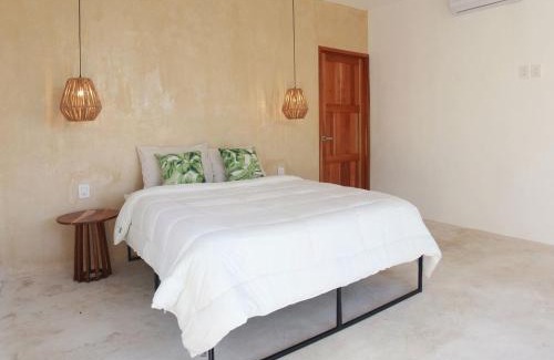 Santa Clara House | Casa Dzunun
