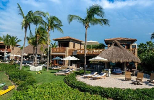 Punta de Mita Villa | Casa Eclipse: Enchanting 10-Bedroom Villa with Oceanfront Spa