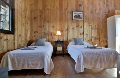Fuente Palmera Bed & Breakfast | Eco-Friendly Retreat at Casa Rural Ecuestre with Pool