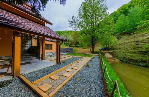Baia Mare Villa | Experience Casa Edelweiss: Perfect for Families & Relaxation