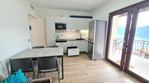Voltino Apartment | Casa Edvige Balcony Lake view