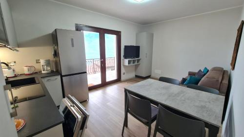 Voltino Apartment | Casa Edvige Balcony Lake view