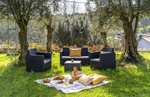 Barcelos House | Relaxing Escape at Casa Eido Doce with Spa and Breakfast