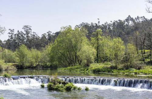 Barcelos House | Family-Friendly Casa Eido Doce: A 4-Star Retreat