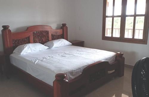Alcala House | Casa Eje Cafetero: Family-Friendly Stay with Sports Court