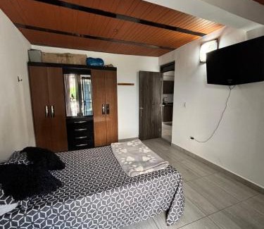 Robledo Apartment | Casa el balcón bonito