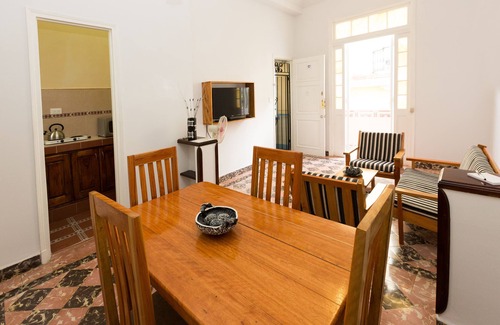 Old Havana Apartment | Pet-Friendly Casa El Balcon de Chacon with Ocean Views