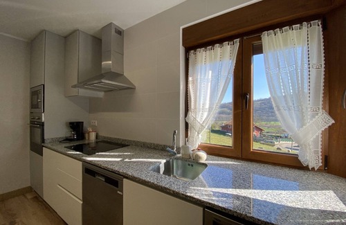 Parres House | Relaxing Retreat at Casa El Caspiu Arobes with Spa & Breakfast
