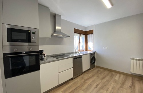 Parres House | Relaxing Retreat at Casa El Caspiu Arobes with Spa & Breakfast