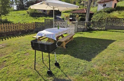 Parres House | Family-Friendly Stay at Casa El Caspiu Arobes - Rated 9.6