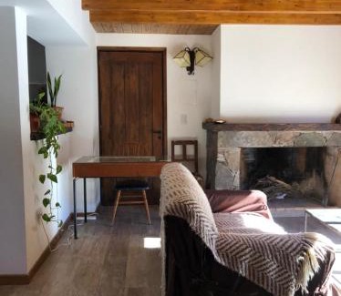 Salto House | Beautiful Casa El Ciprés: Guest Rated 9.5/10, Family-Friendly