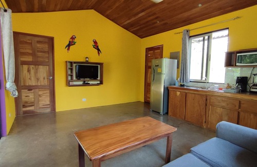 Marbella House | Casa el Coco: Ideal for Nature Lovers & Surfers