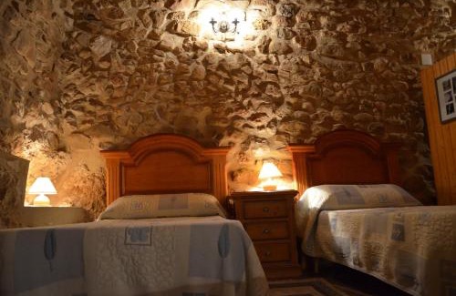 Fuentespalda House | Relax at CASA EL CORRAL - Rated 9/10, Pet-Friendly Stay