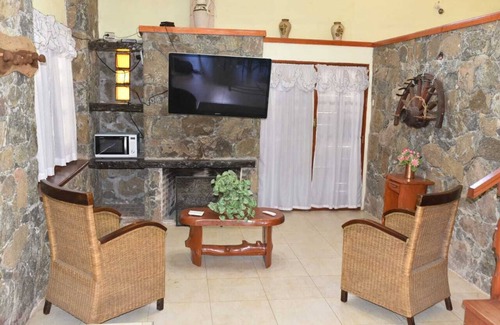 Villa Icho Cruz Ski Chalet | Casa El Descanso, A Special Place-9 People in Mayu Sumaj Córdoba