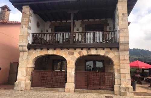 Cabarceno House | Discover Casa el Elefante Blanco: Family-Friendly Retreat