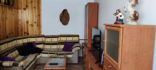 Aldeadavila de la Ribera House | Pet Friendly Stay at Casa El Rostro - Rated 7.8/10