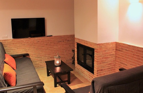 Una House | Casa el Escalerón | Patio with views, barbecue and fireplace
