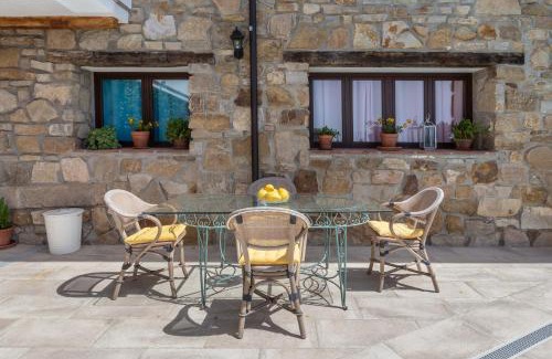 Gaucin House | Discover Casa el Imperio: Pet-Friendly Retreat with Pool