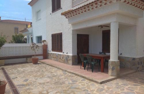 Velez Rubio House | Welcome to CASA EL LAUREL: A Pet-Friendly Retreat