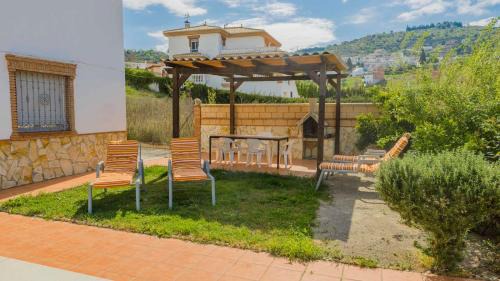 Montefrio Villa | Relaxing Family Getaway at Casa El Mirador Montefrio