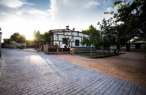 Cobisa Villa | Elegant Oceanfront Retreat at Casa el Olivar de Don Pedro