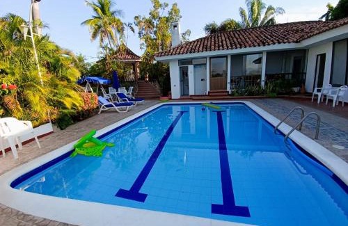 Girardot House | Discover Casa El Peñon: Pet-Friendly Hotel with Spa & Pool