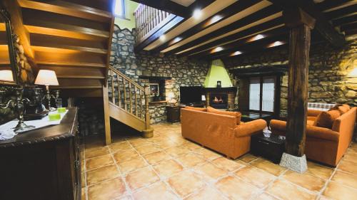 Escobedo de Camargo House | Delight in Casa El Pendo: 4-Star, Pet and Child Friendly
