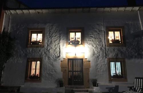 Pomar de Valdivia House | Discover Casa: El Portalón de Valdivia - Family Friendly Retreat