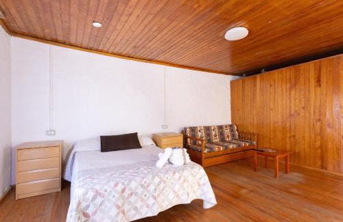 Valverde Apartment | Family-Friendly Getaway at Home2Book Casa El Rincón I