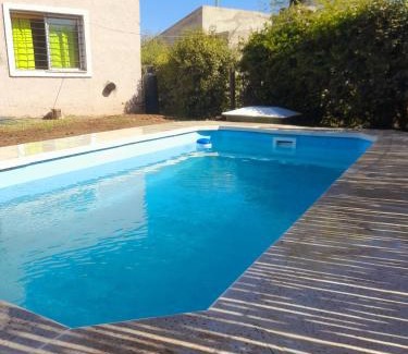 Villa Del Dique Apartment | Pet-Friendly Casa el sueño de Alicia with Pool & Kids' Fun