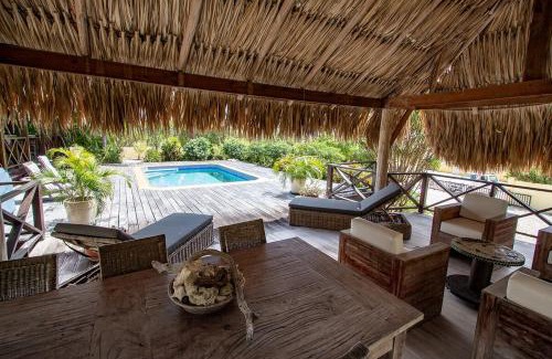 Sabadeco Hotel | Relax at Casa El Tropico: Family-Friendly with Pool Access