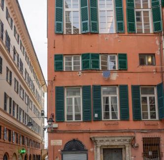 Genoa Historical Centre Apartment | Experience Casa Ela: Family-Friendly with Hot Tub Delight